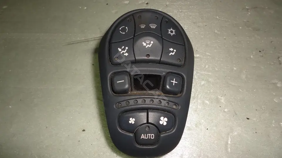 Блок управления климат-контролем S44741200