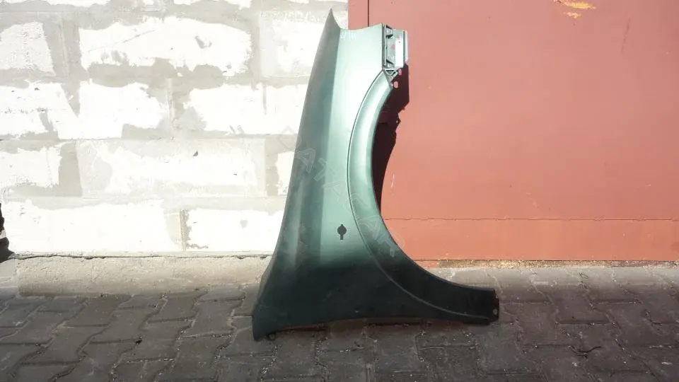 Крыло переднее Kpp414g0