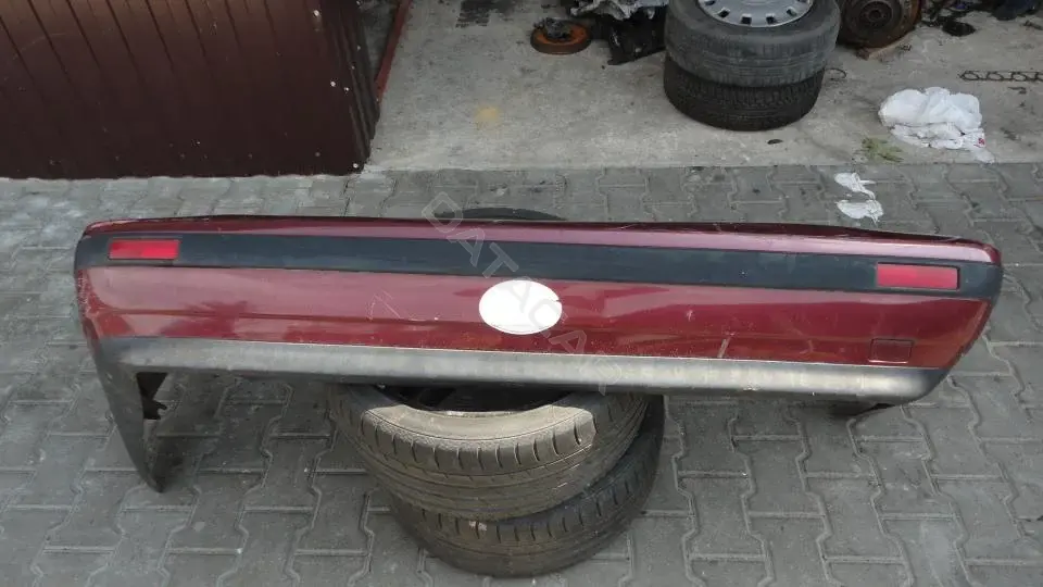 Задний бампер Bz222g0