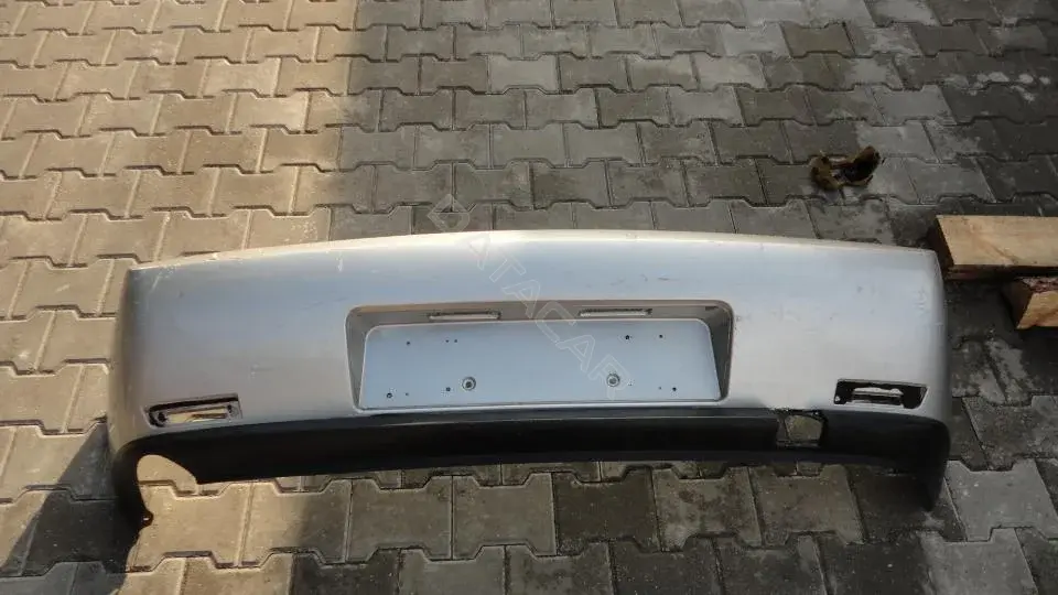 Задний бампер Bz208g0