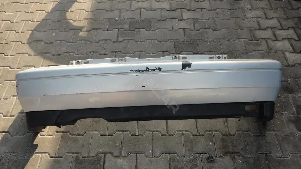 Задний бампер Bz204g0