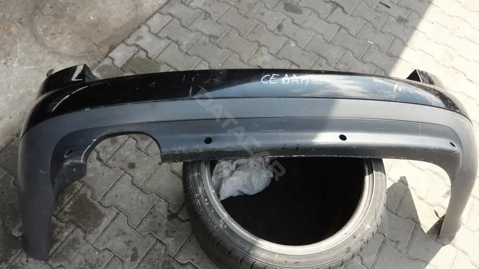 Задний бампер Bz184g0