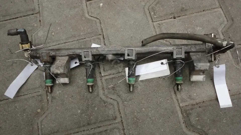Топливная рейка Topr10g0