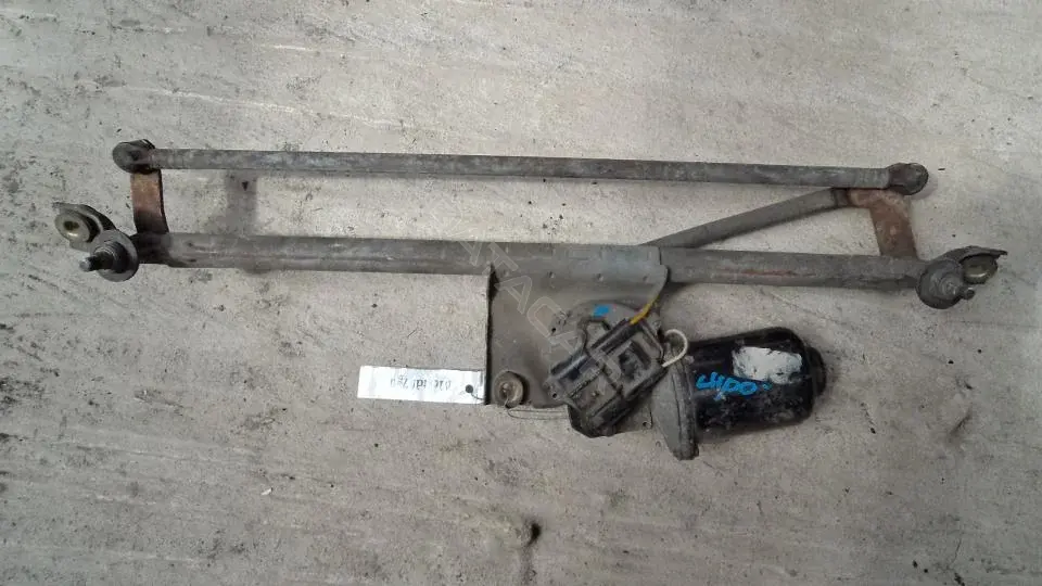Трапеция стеклоочистителя Mestd87g0