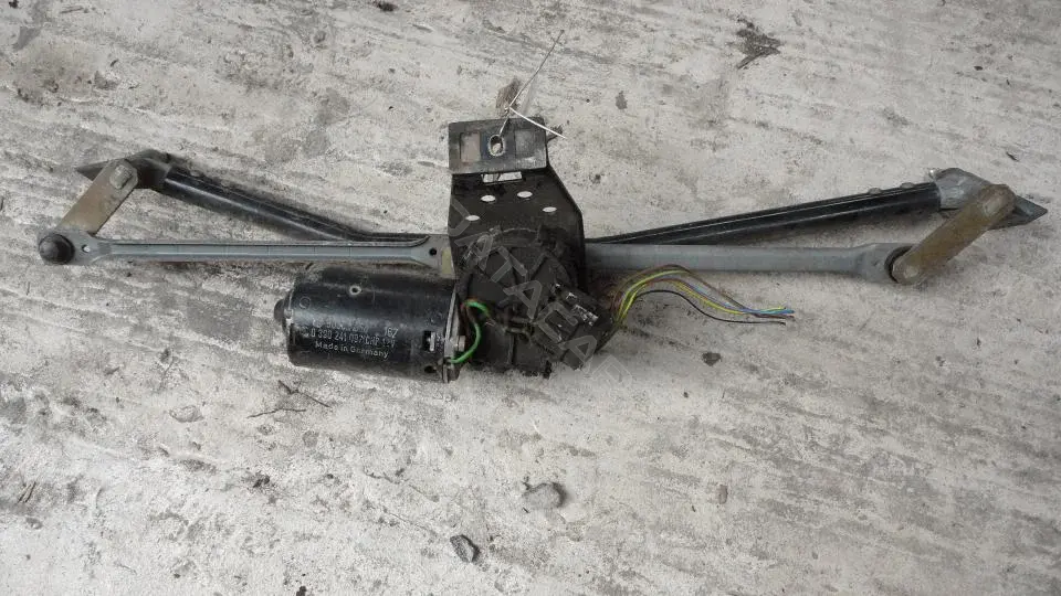 Трапеция стеклоочистителя Mestd23g0