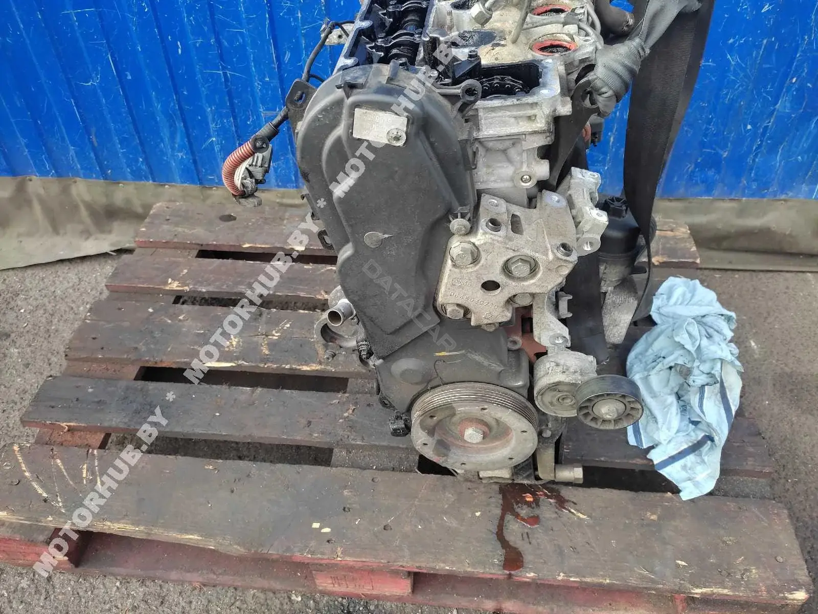 Двигатель в сборе 10DYVD, RHR