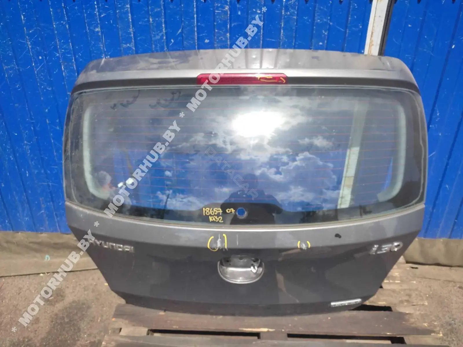 Крышка багажника 00018657s