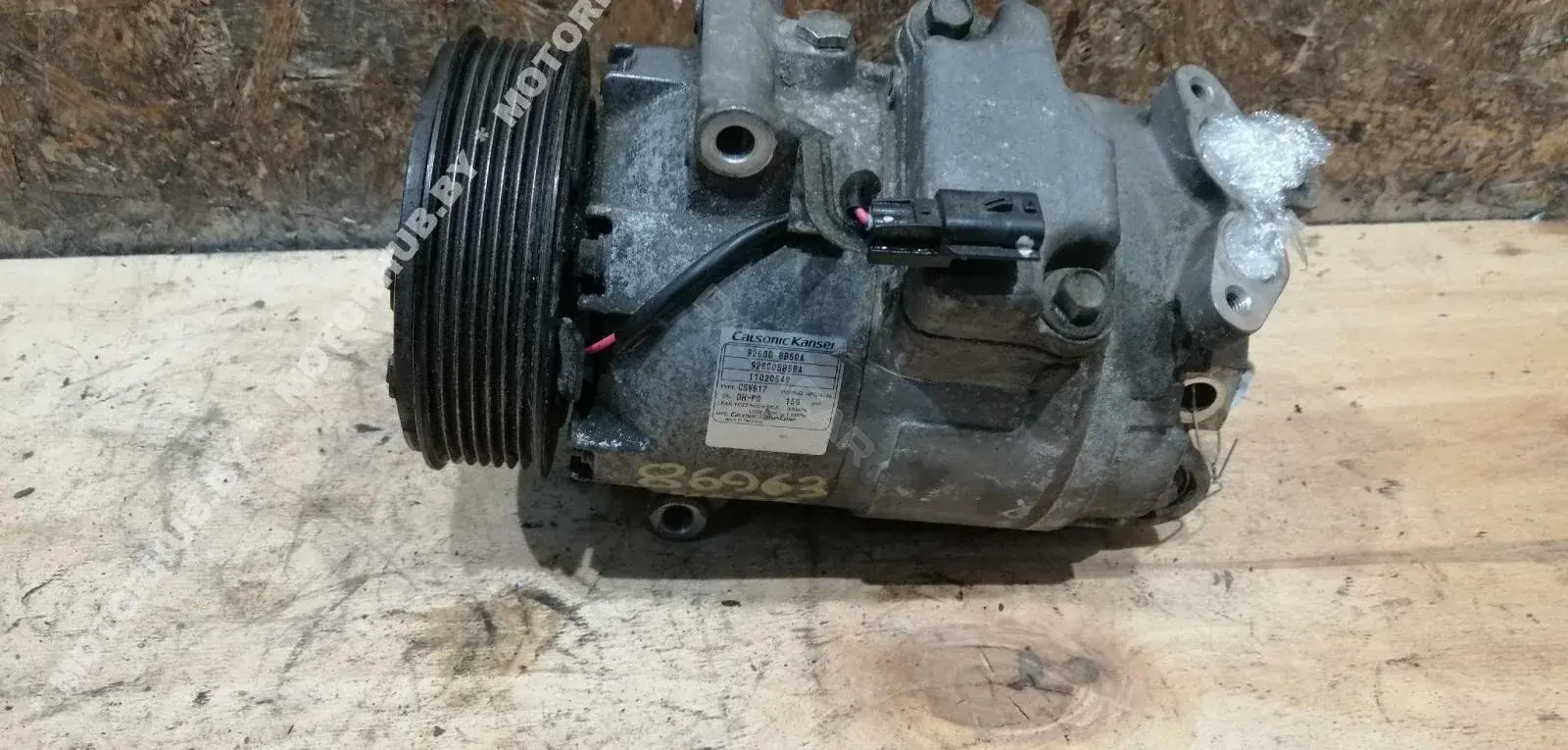 Компрессор кондиционера 92600BB60A