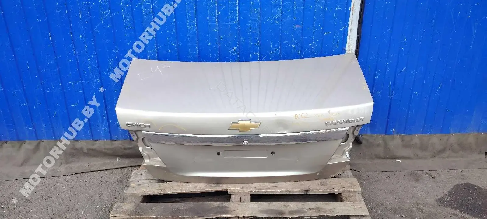 Крышка багажника 00119246