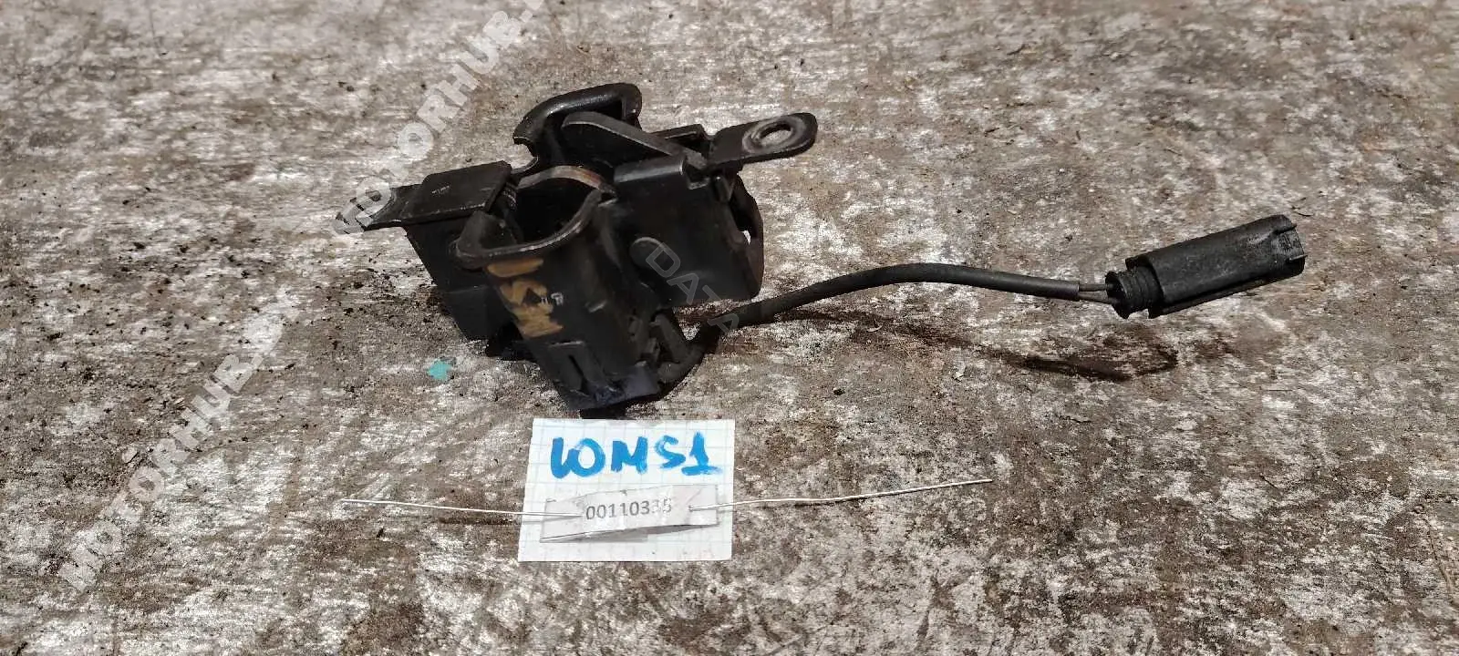Замок капота A2218800180