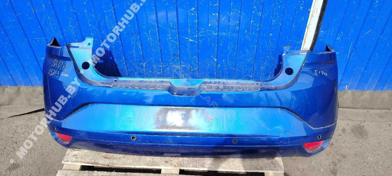 Задний бампер 850232562R