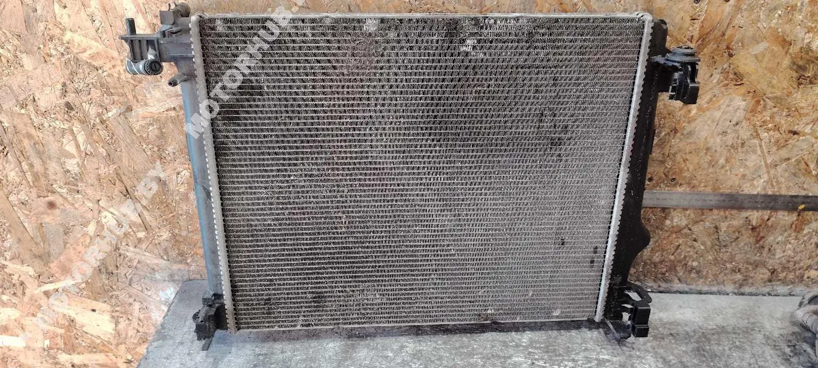 Радиатор охлаждения 214108607R