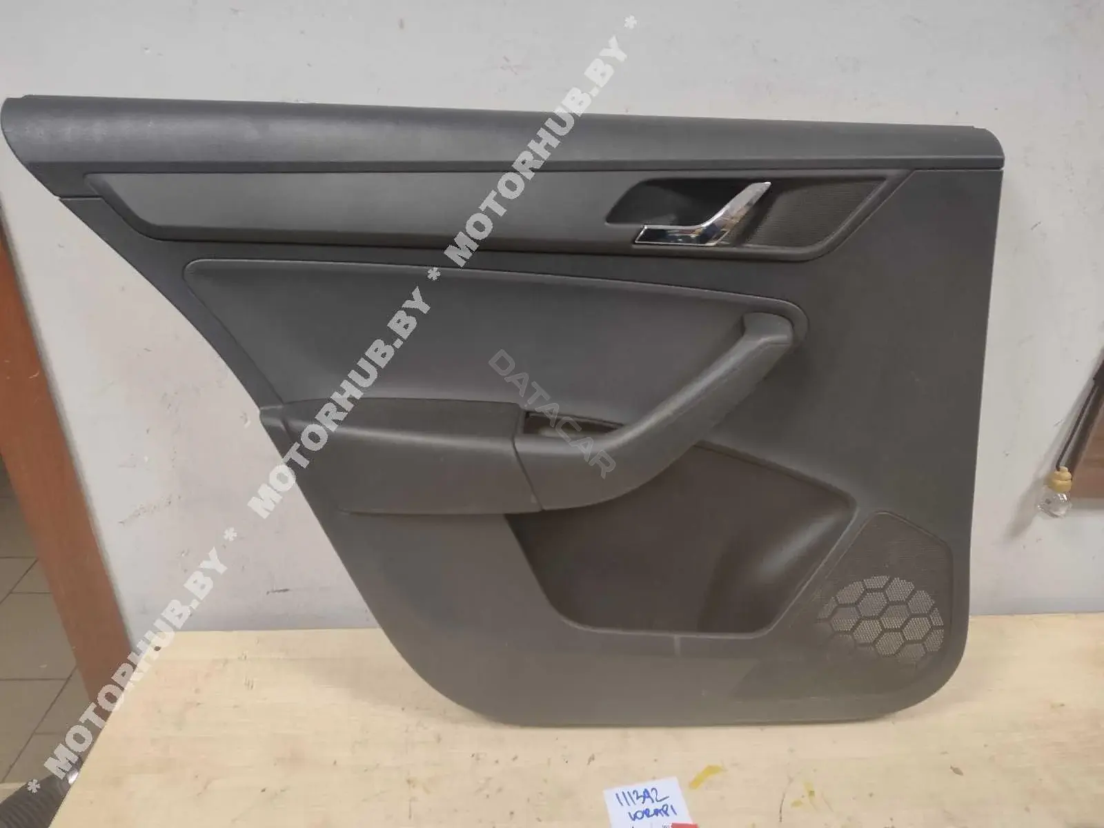 Дверная карта 5JJ867023C