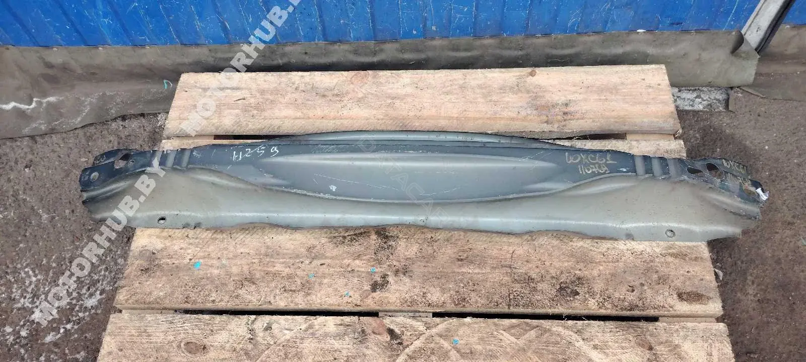 Усилитель бампера 00110769
