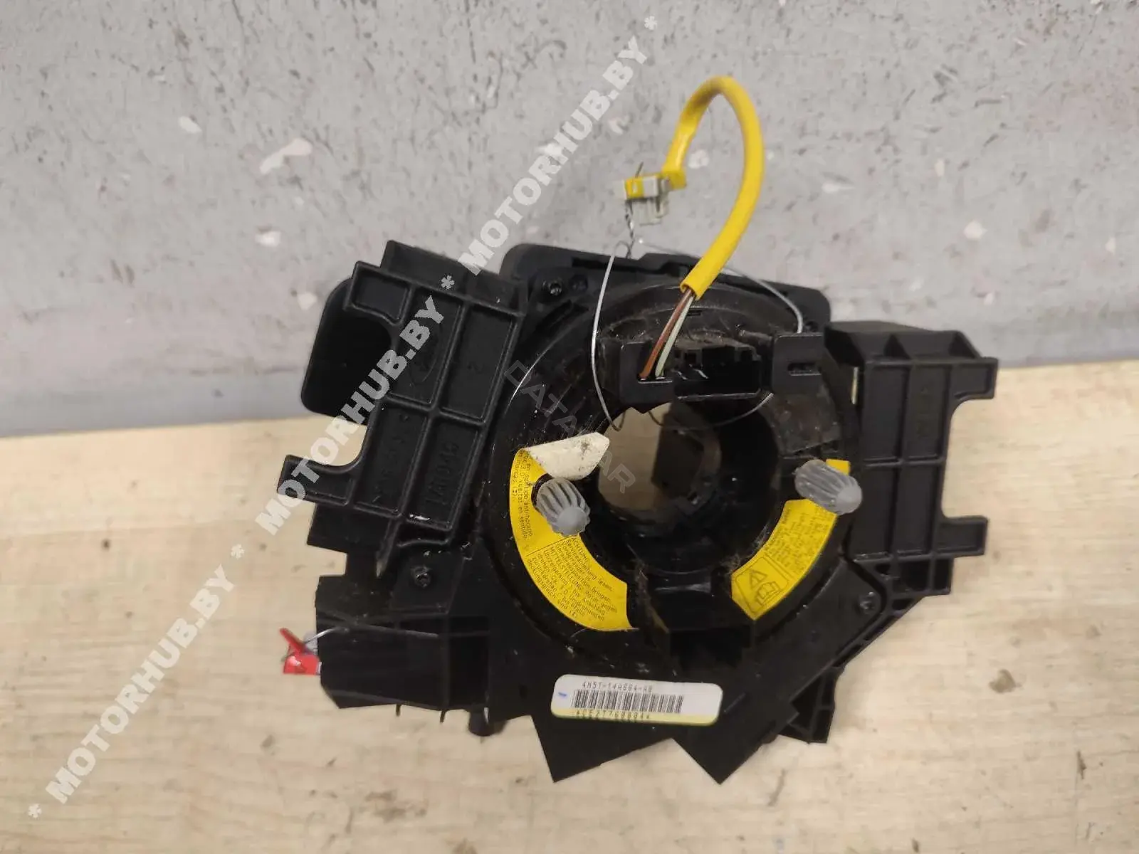 Шлейф подрулевой 4M5T14A664AB