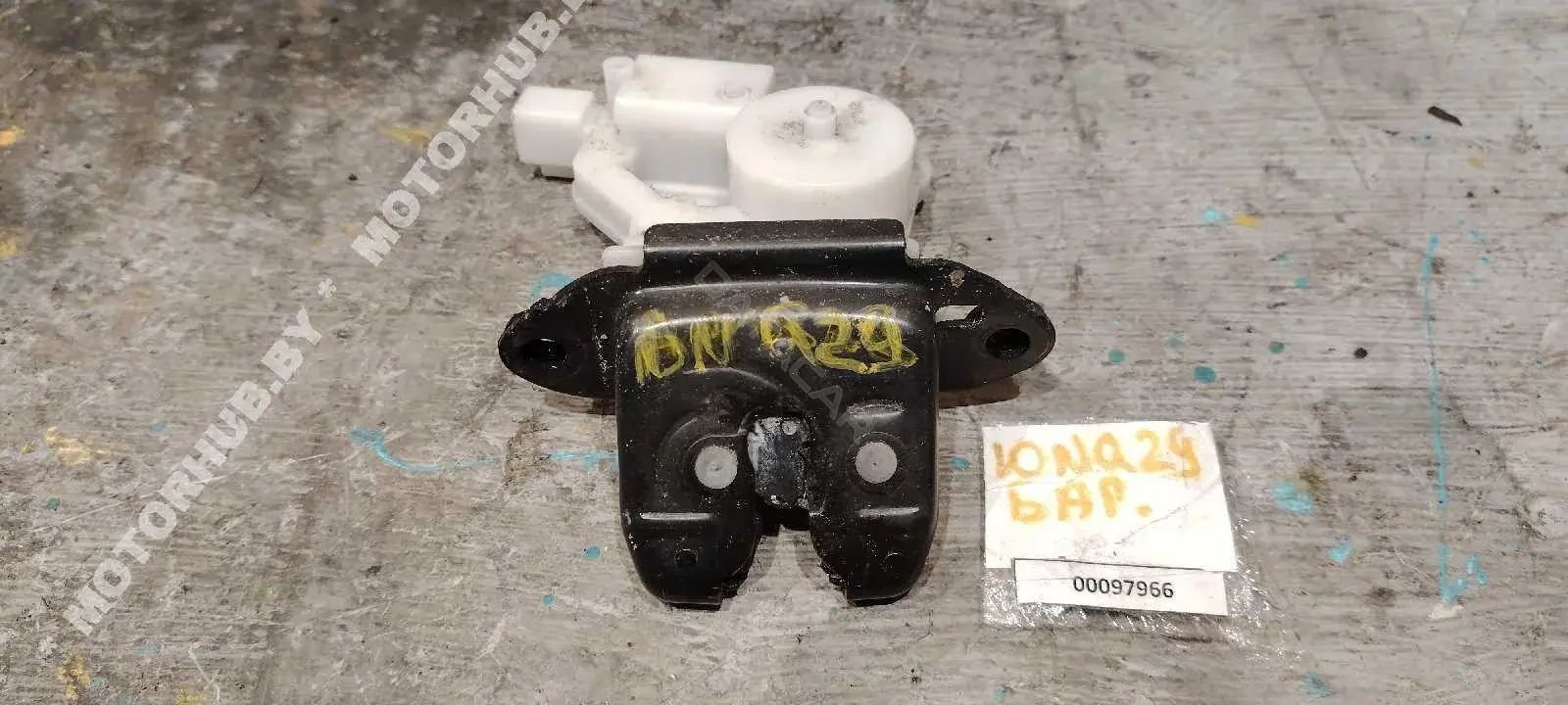 Замок крышки багажника 00097966S