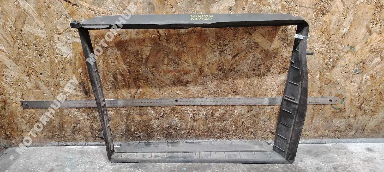 Дефлектор радиатора 215599928R