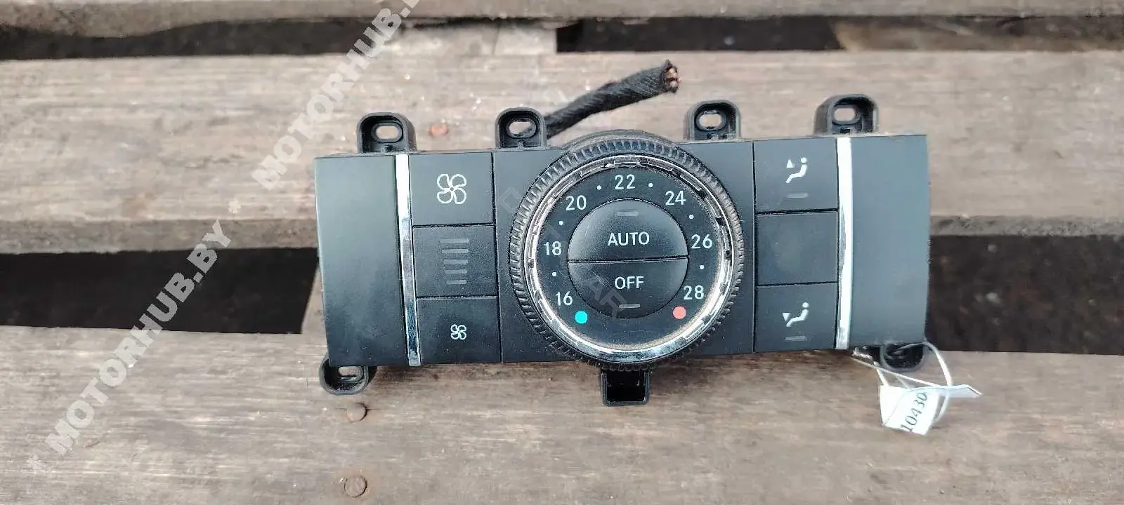 Блок управления климат-контролем A1648700189