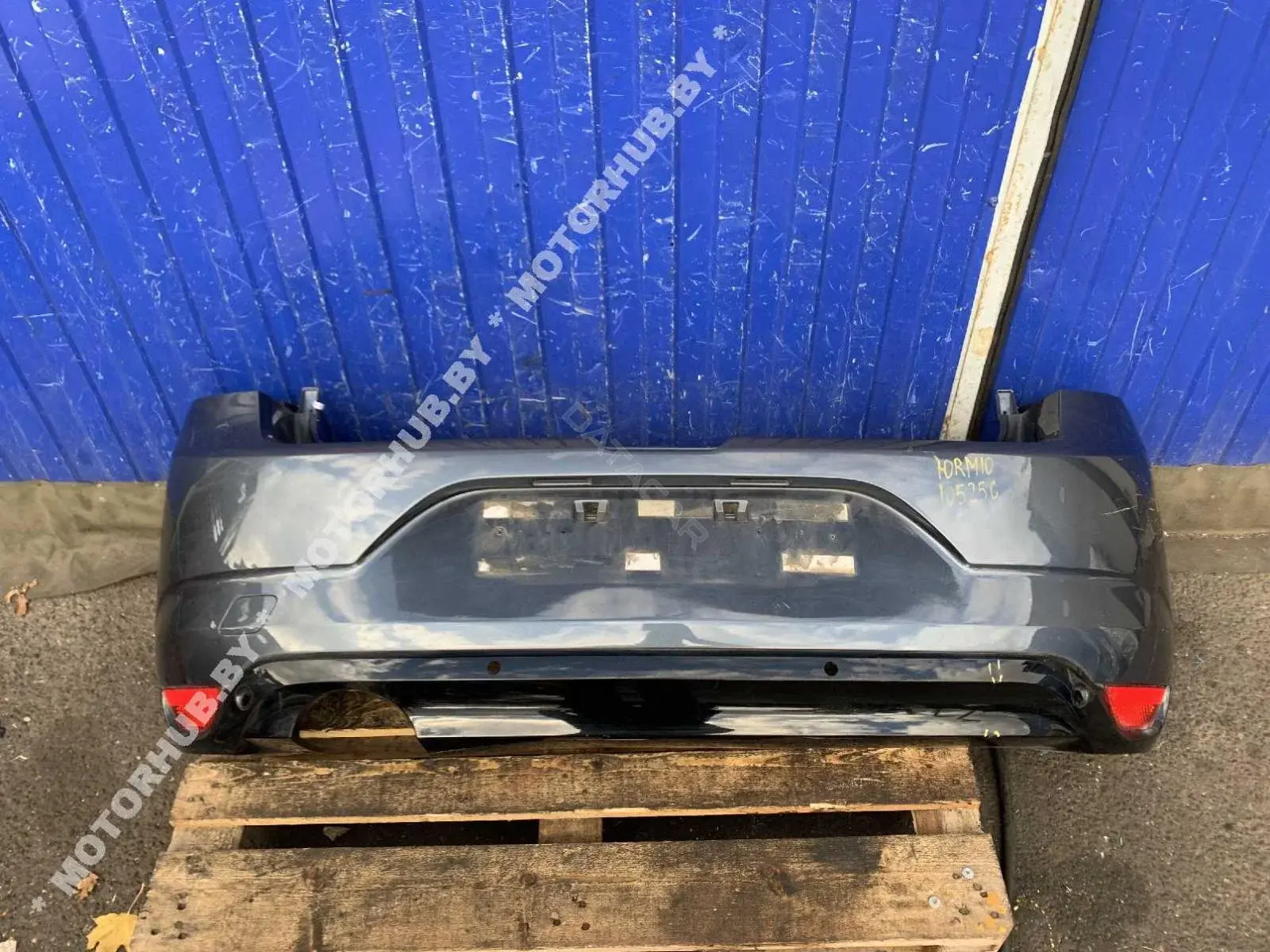 Задний бампер 850220498R