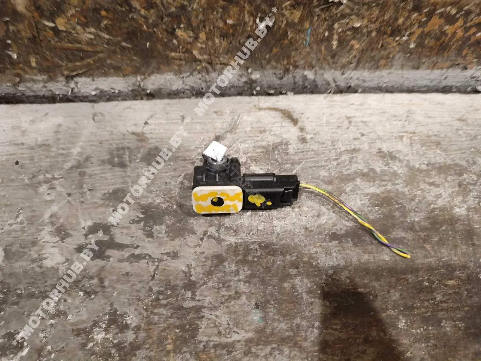 Датчик удара CM5T14B006AA