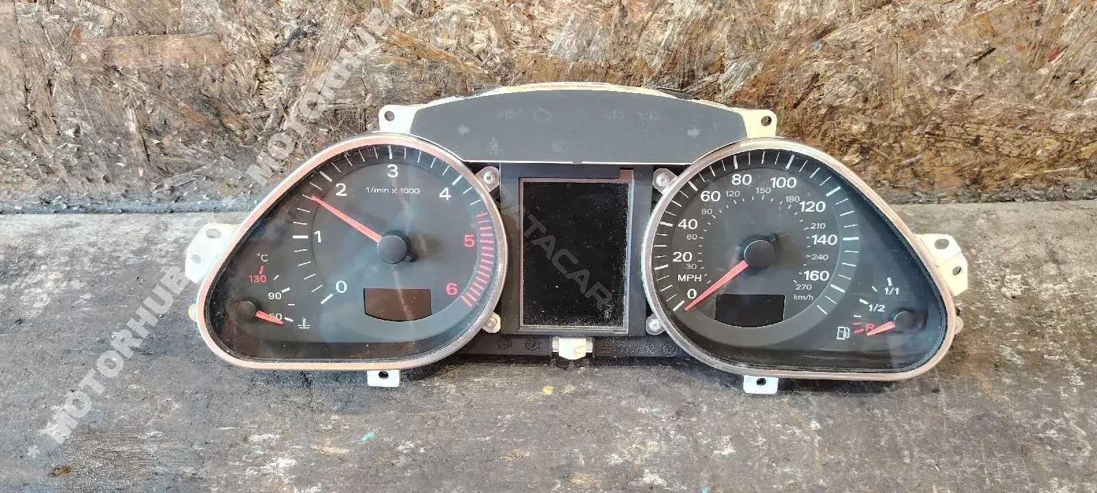 Панель приборов 4F0920980M