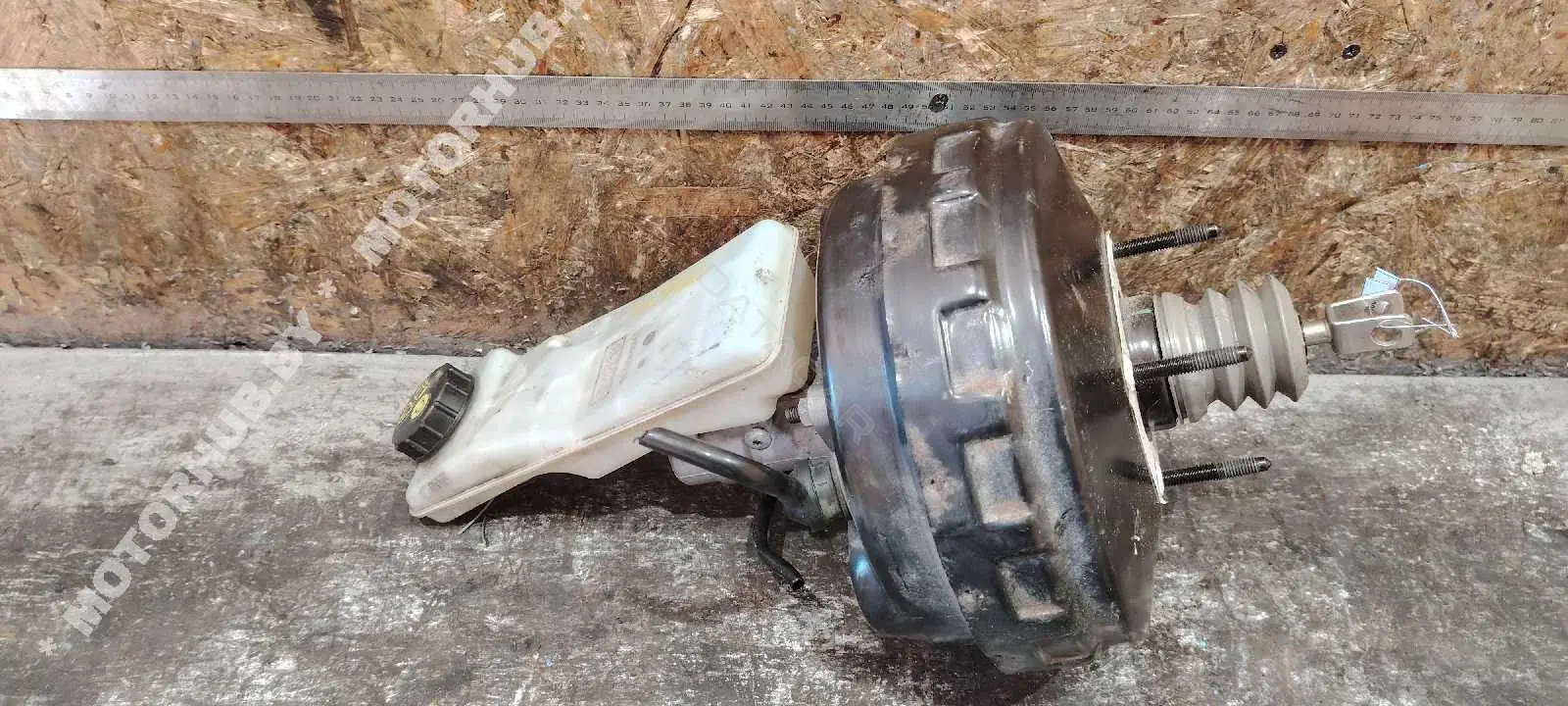 Главный тормозной цилиндр 7G912B195AE