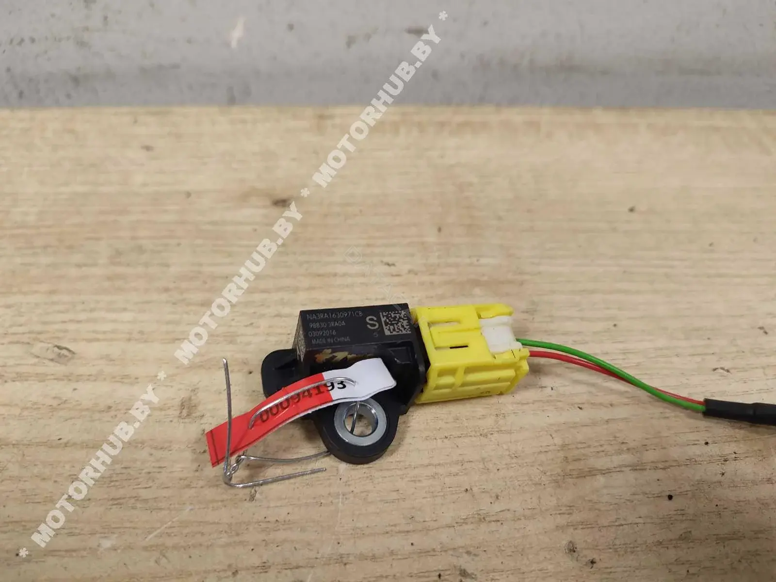 Датчик удара 988303RA0A