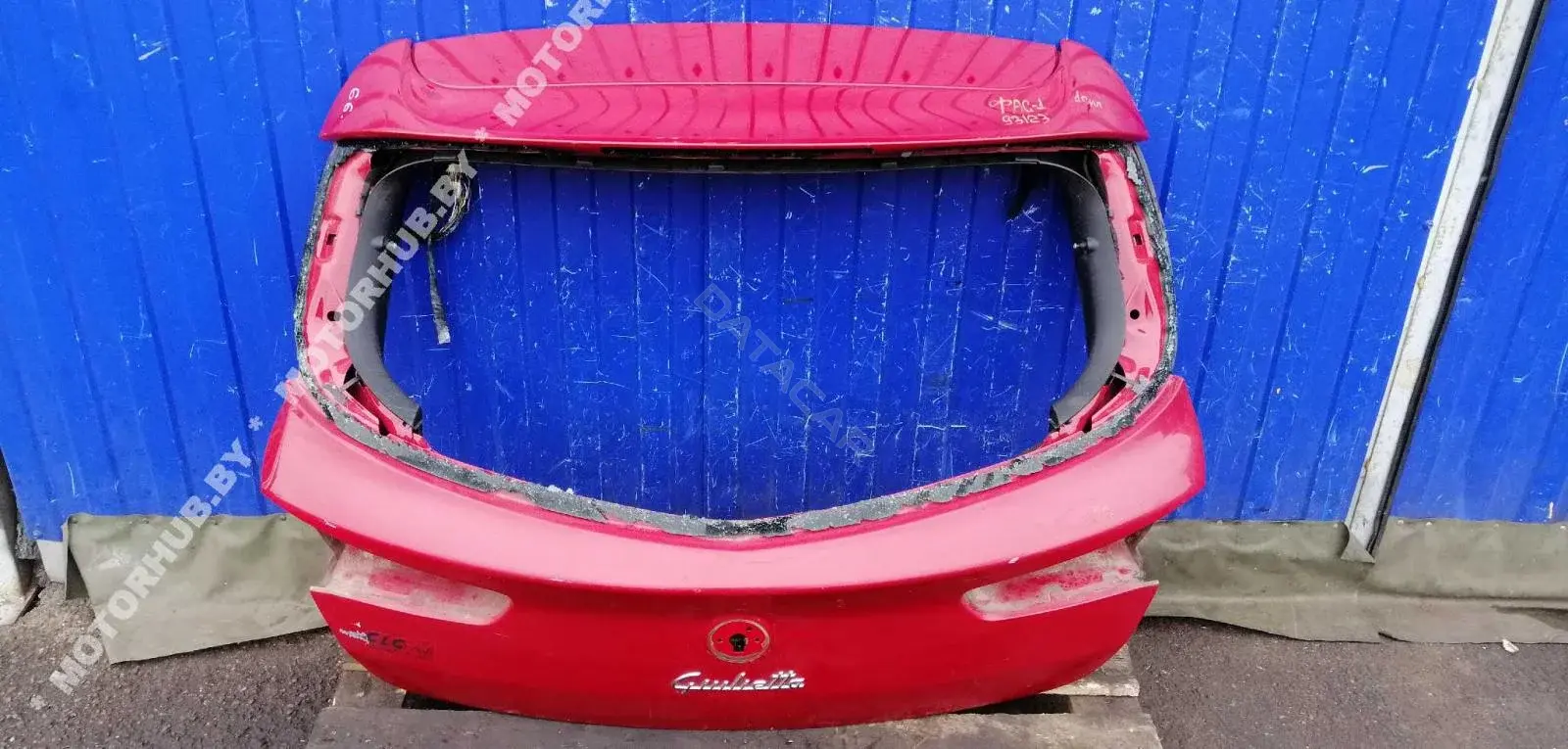 Крышка багажника 00093123