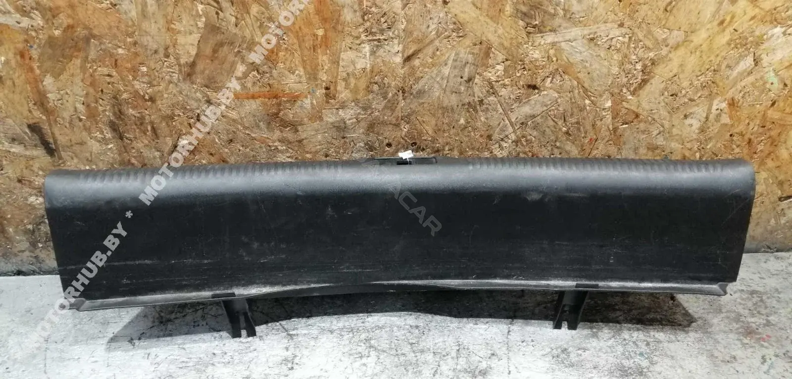 Обшивка багажника 8T0863471
