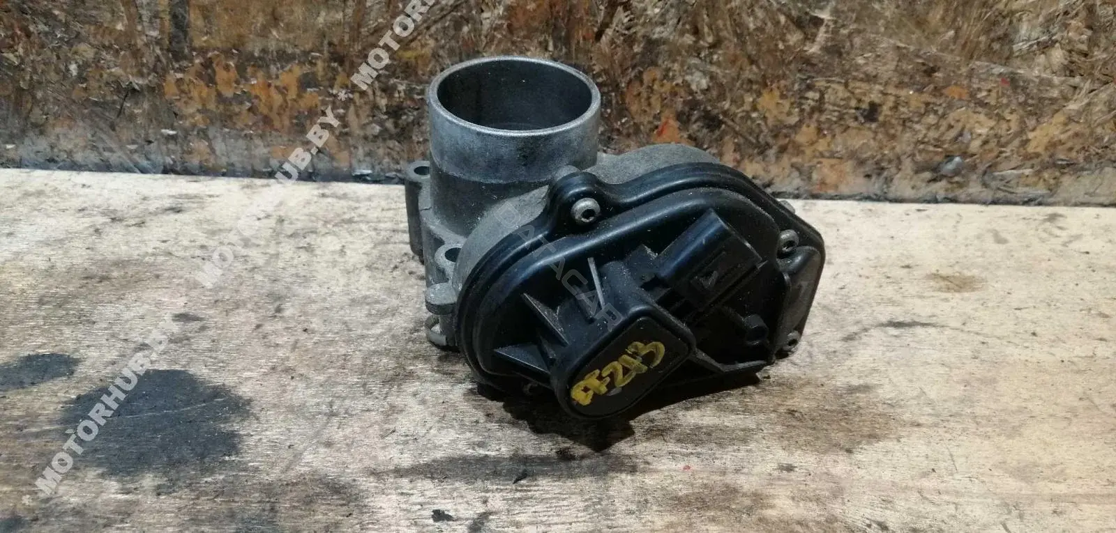 Дроссельная заслонка 4F9U9E928CA
