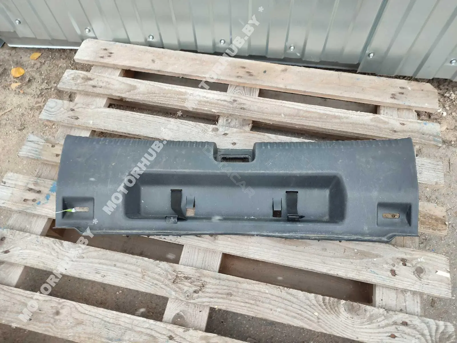 Обшивка багажника 5C6863459A