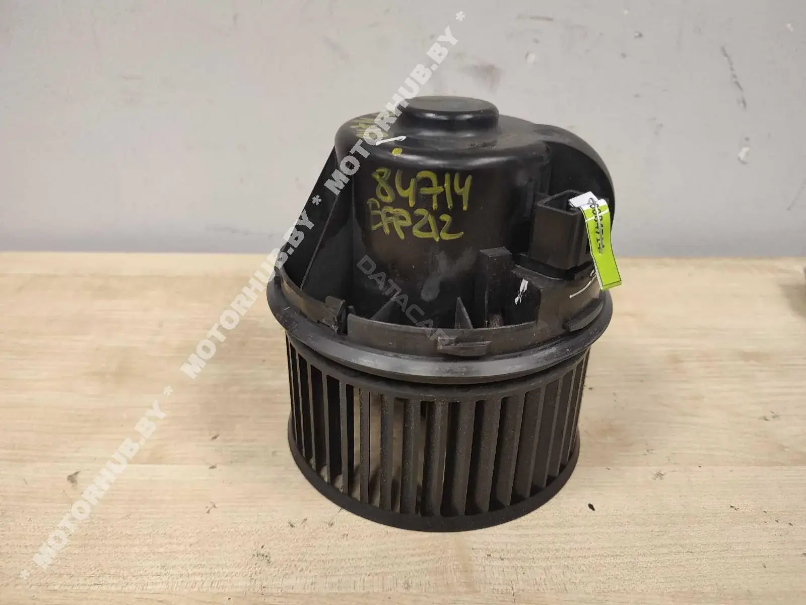 Моторчик печки 3M5H18456EC