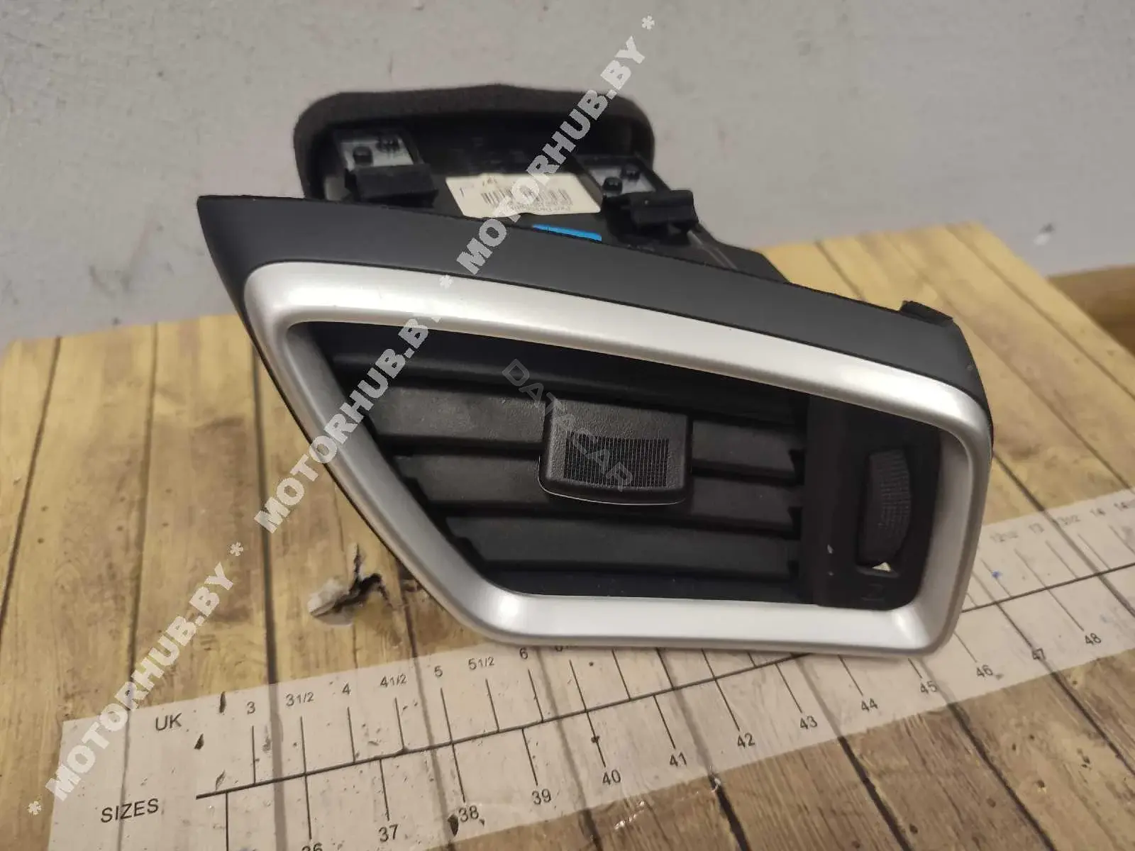 Дефлектор обдува салона 687604EA0A