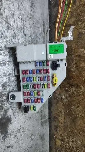 Блок предохранителей 919501F530