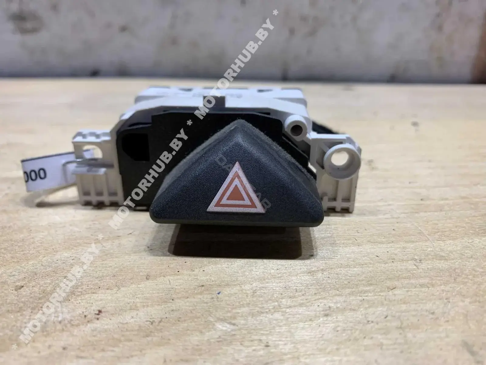Кнопка аварийки 2M5T13A350AA