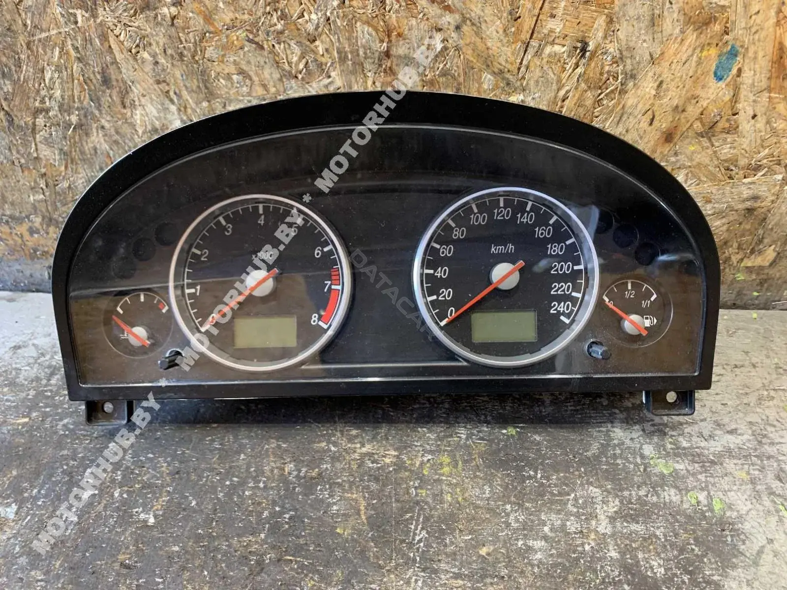 Панель приборов 1S7F10841