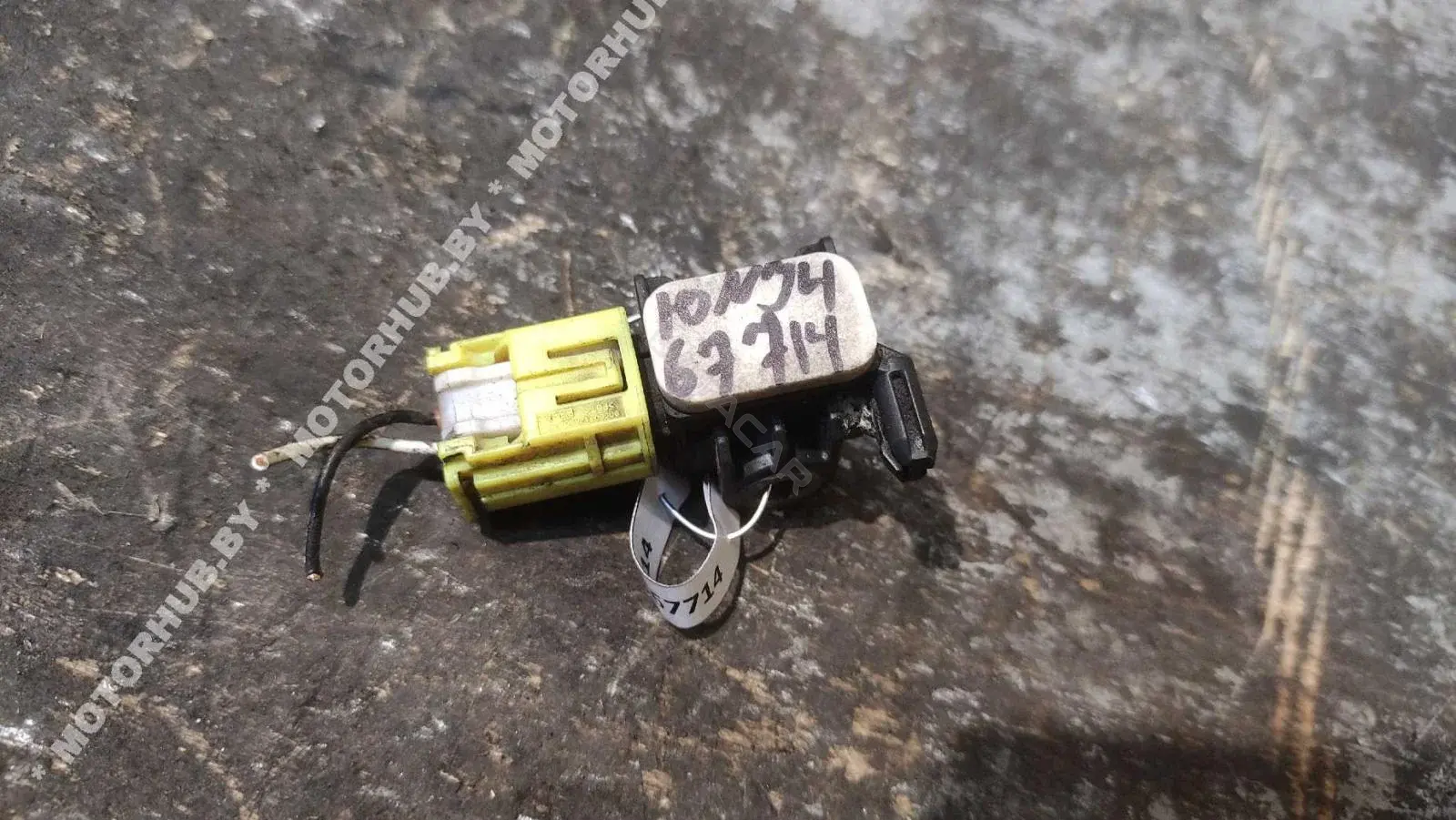 Датчик удара 985813JA0A