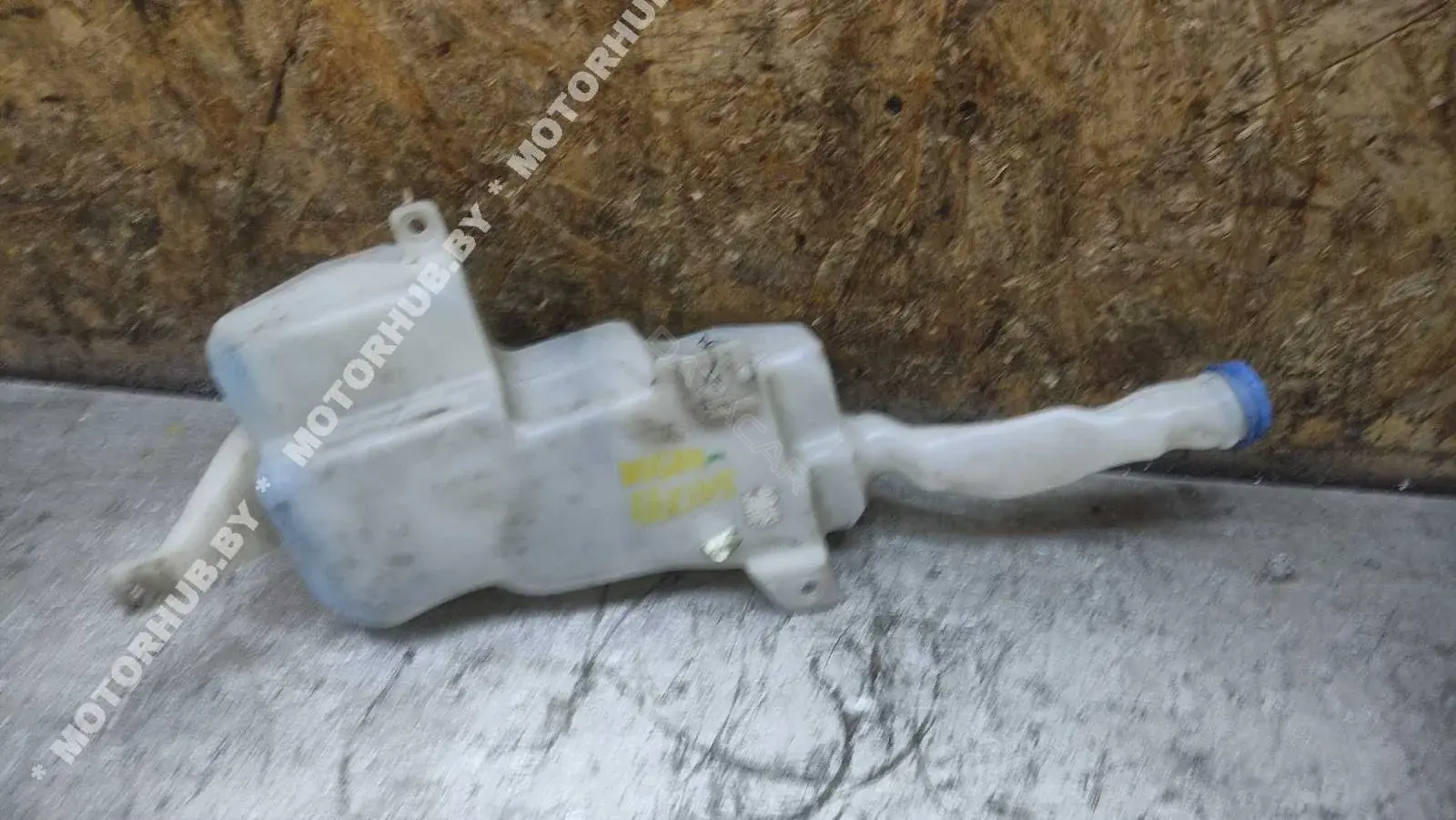 Бачок омывателя 3840079J