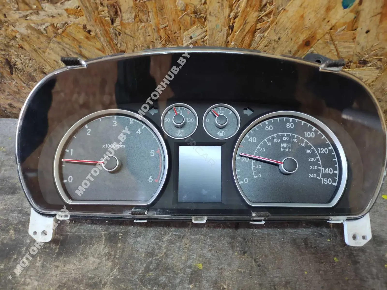 Панель приборов 940032L520