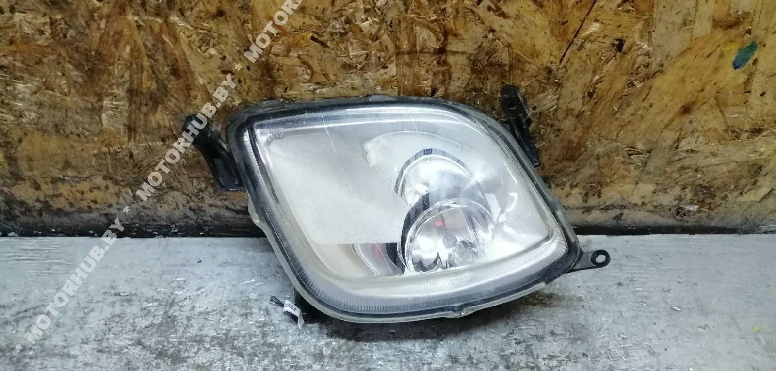 Противотуманные фары 7L5941699A