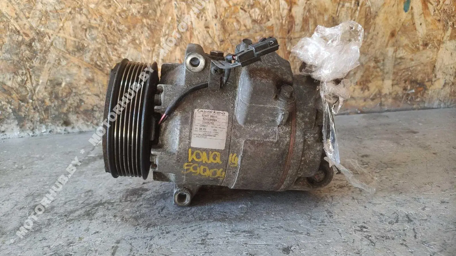 Компрессор кондиционера 92600BB60A