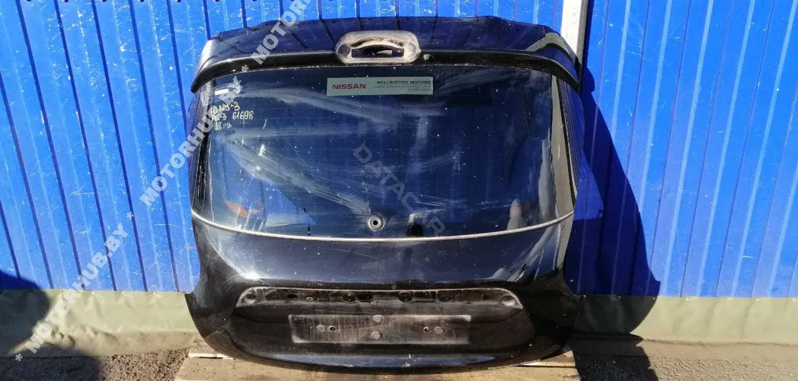 Крышка багажника 00061698