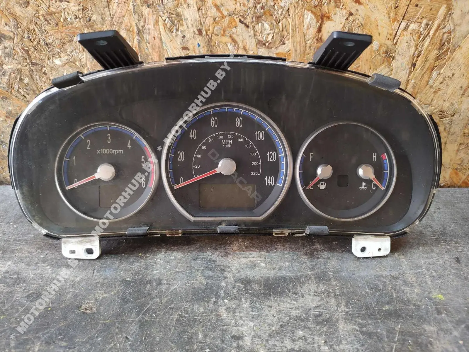 Панель приборов 940012B393