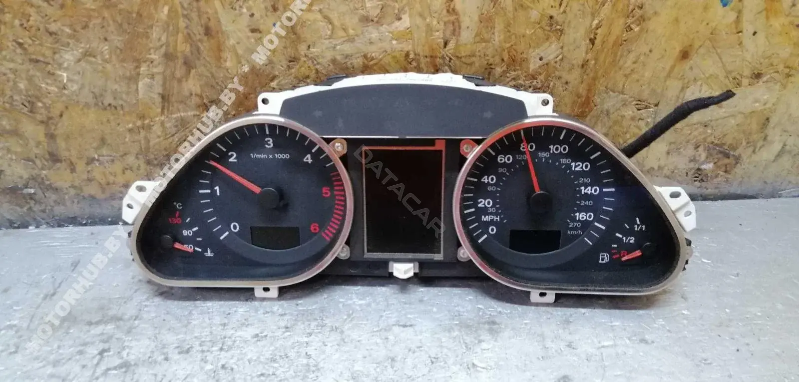 Панель приборов 4F0920982T