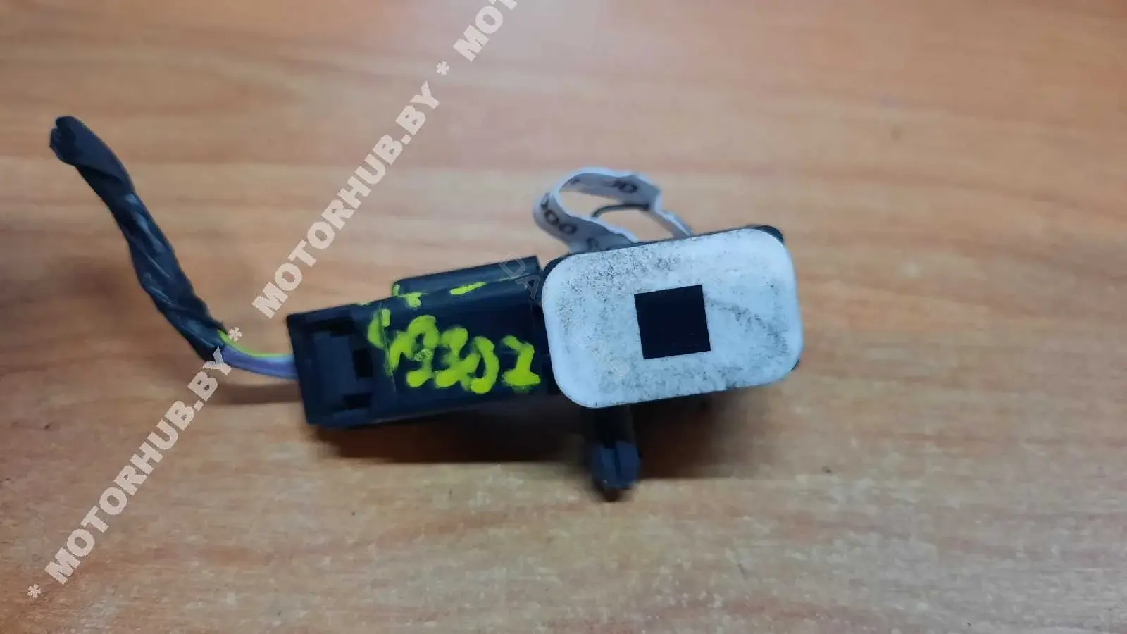 Датчик удара AM5T14B342AA