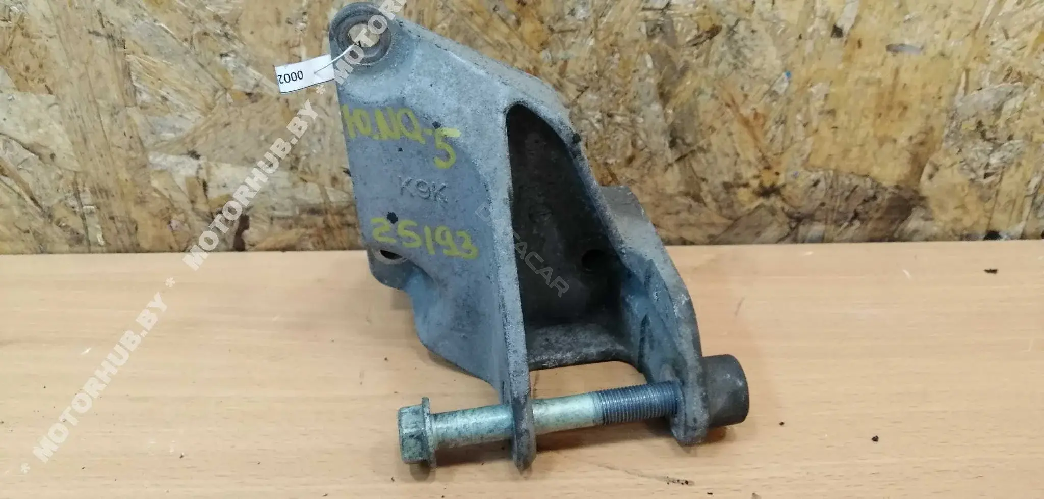 Кронштейн двигателя 11332JD500
