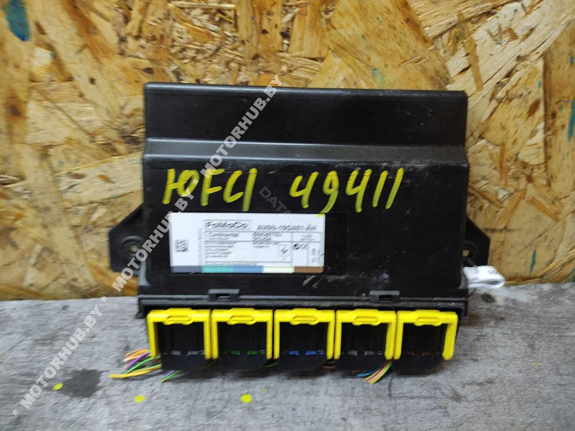 Блок комфорта AV6N19G481AH
