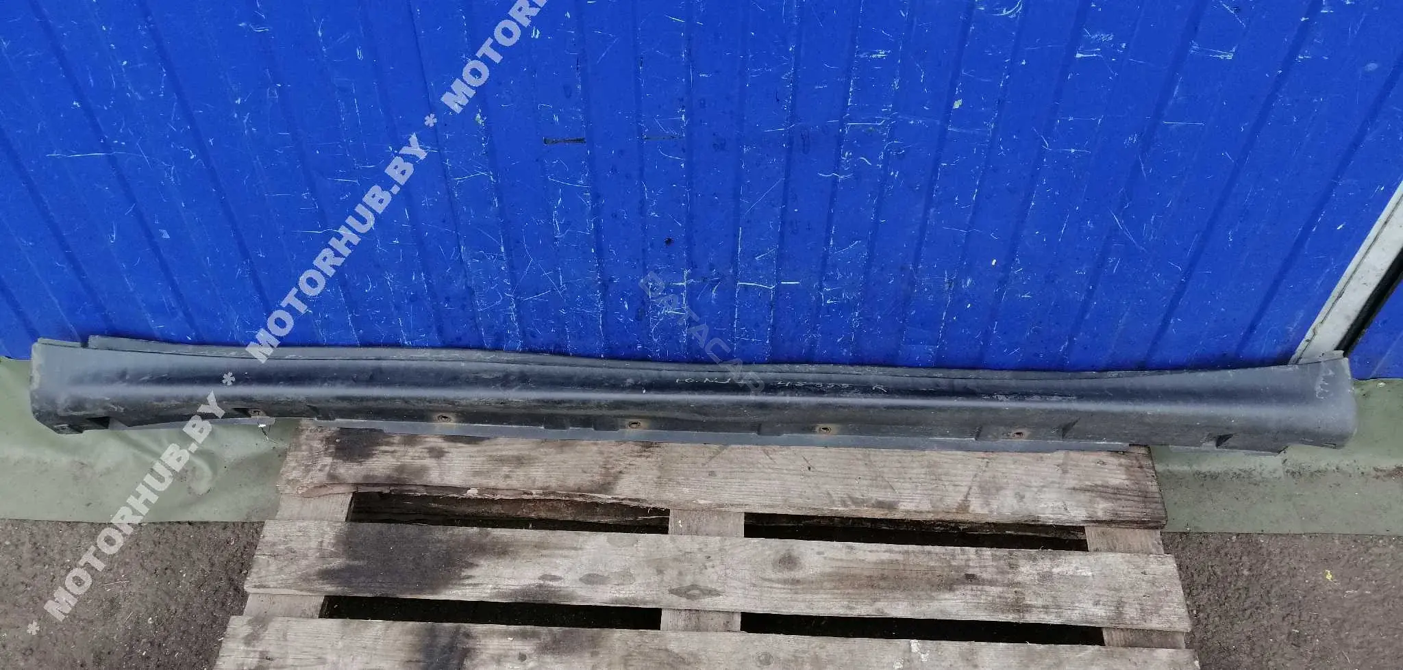 Накладка на порог 768501KA6A