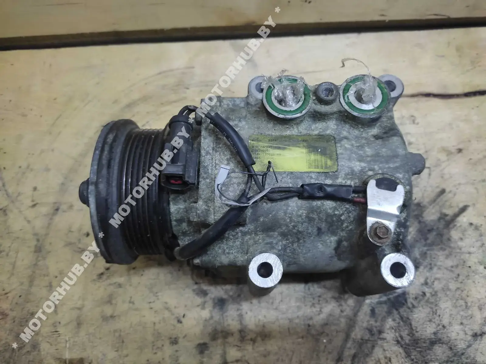 Компрессор кондиционера YS4H19D629AB
