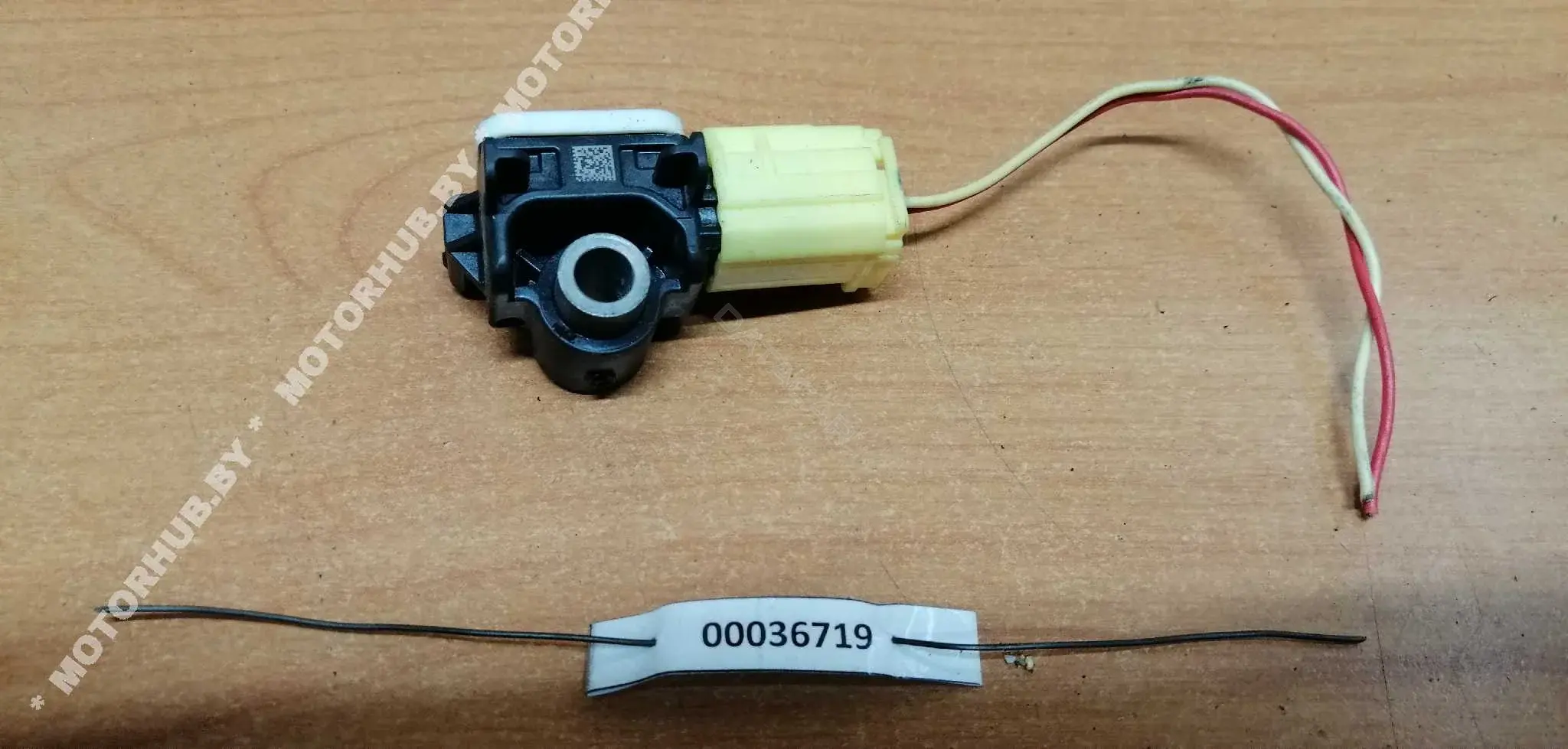Датчик удара 988301EA0A